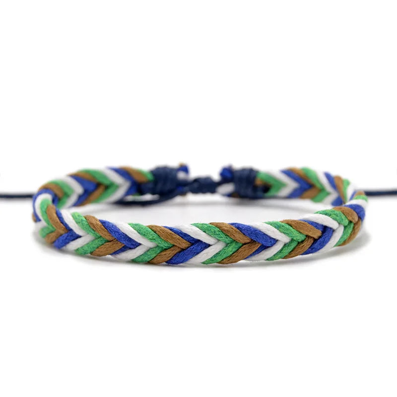 Bracelet brésilien minimaliste en fil de coton