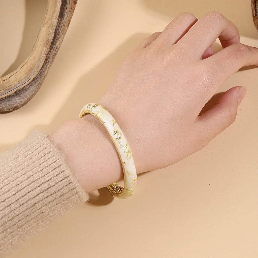 Pulsera Colorida con Flores blanco