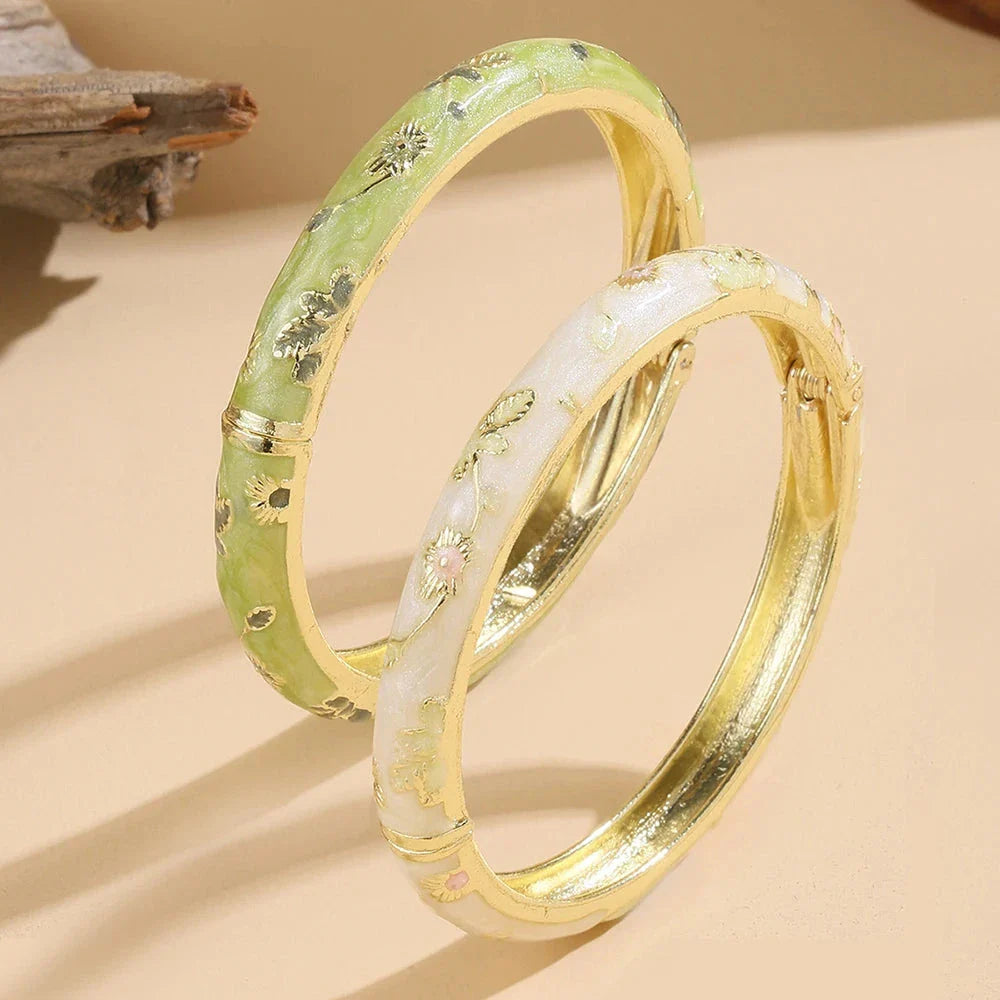 Pulsera Colorida con Flores verde y blanco