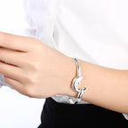 Pulsera Delfín de Plata para Mujer