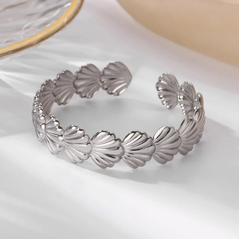 Pulsera Elegante Conchas Estrella de Mar y Vieiras vieira plata