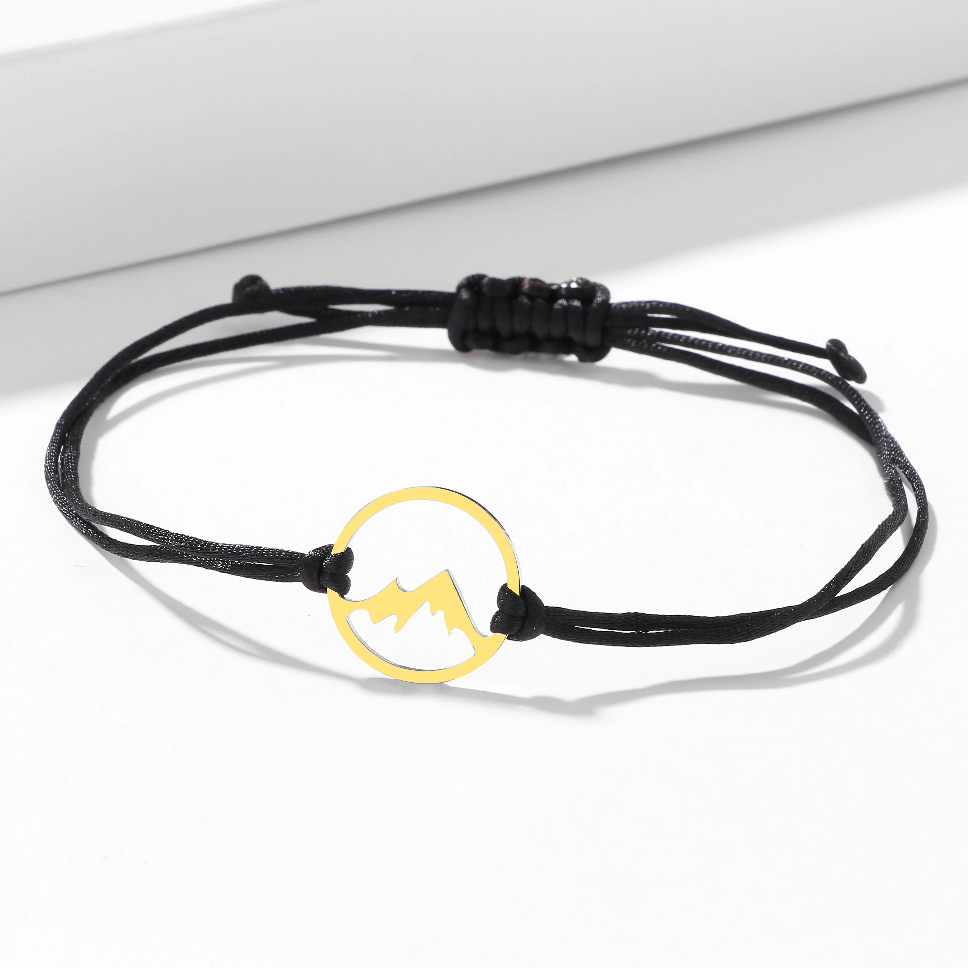 Pulsera de Cordón con Colgante Redondo de Montaña