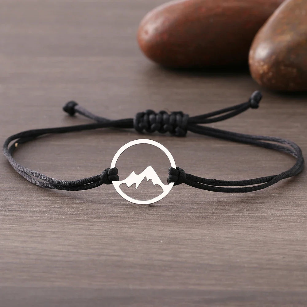 Pulsera de Cordón con Colgante Redondo de Montaña