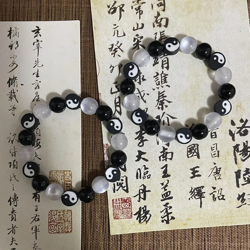 Pulsera de Perlas Yin Yang Negro y Blanco