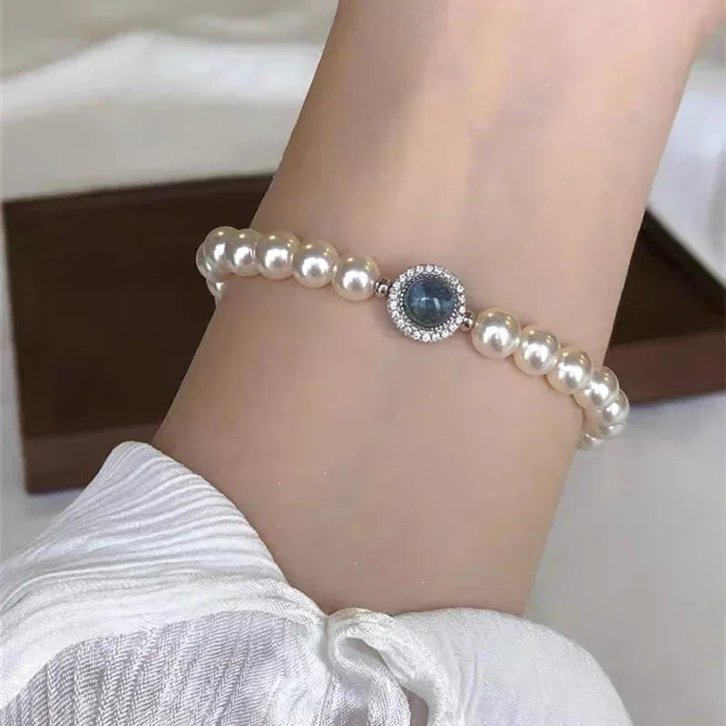Elegante Pulsera de Cadena con Perlas