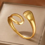 Elegante Pulsera Gourmet con Gota de Agua oro