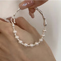 Pulsera de eslabones con hermosas perlas blancas