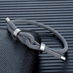 Bracelet moderne en corde tressée avec nœud