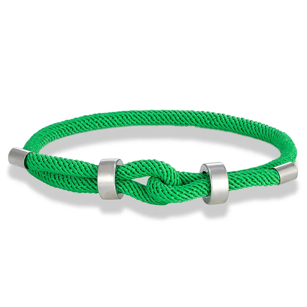 Bracelet moderne en corde tressée avec nœud