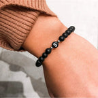 Bracelet noir initiale - lettre