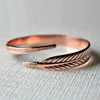 Pulsera Pluma para Mujer u Hombre