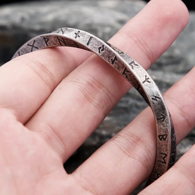 Pulsera Torcida Runas Vikingas