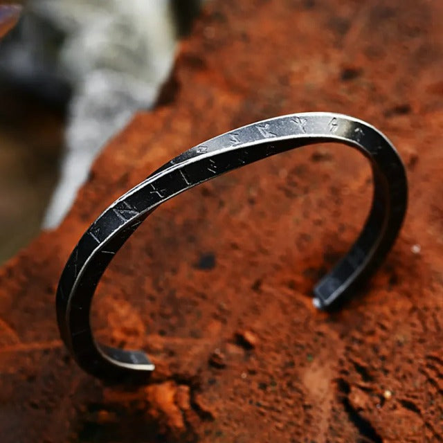 Pulsera Torcida Runas Vikingas