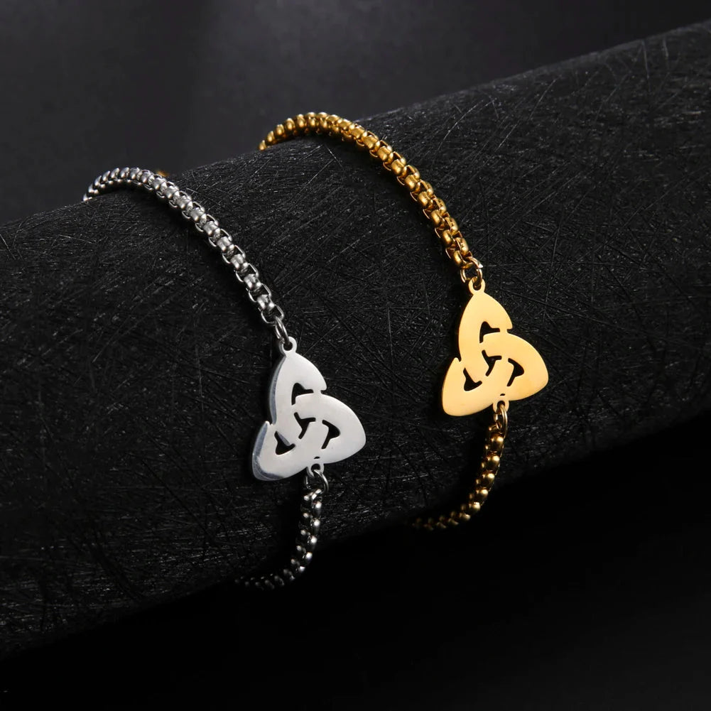 Pulsera Triquetra Nudo de la Trinidad Irlandesa plata