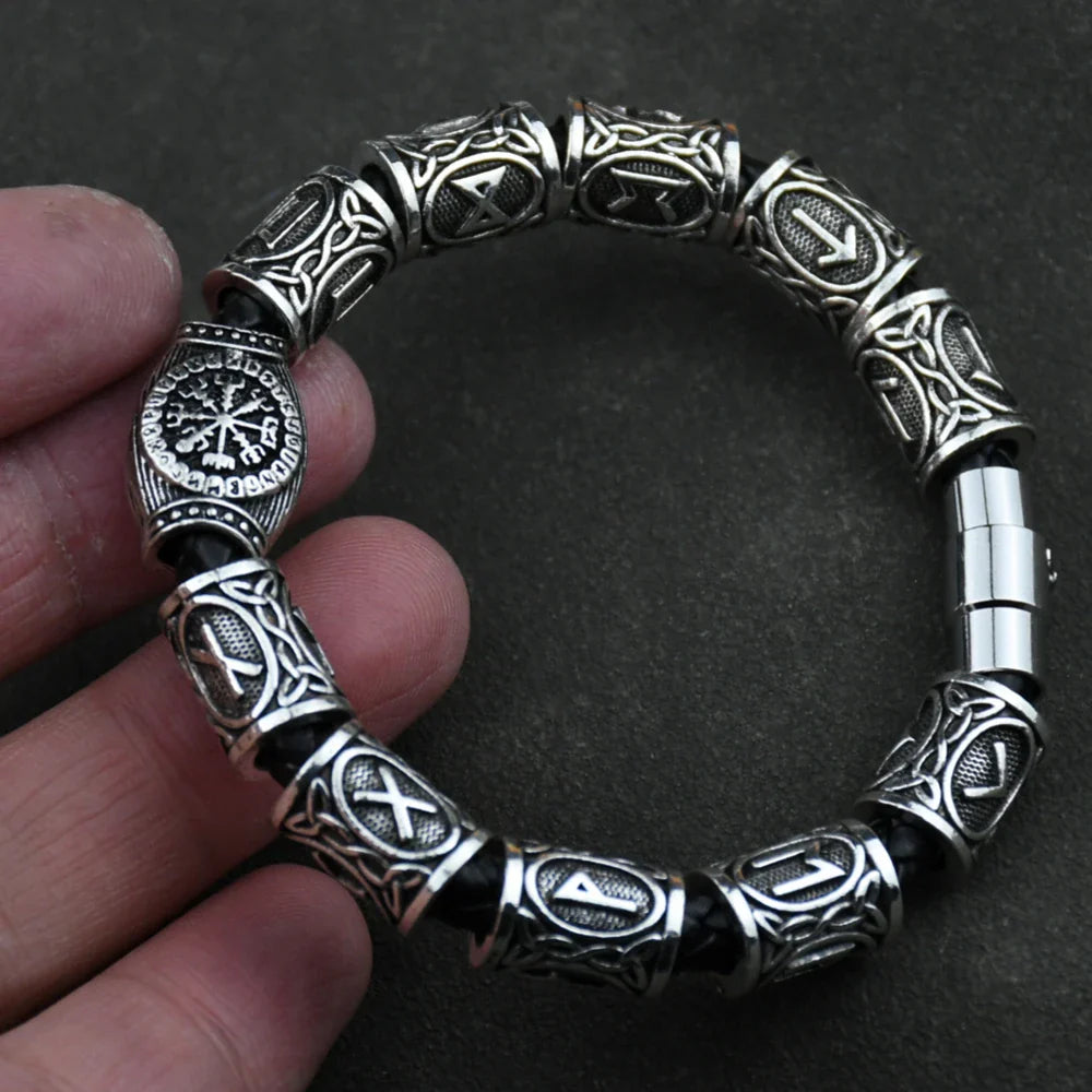 Pulsera Vikinga con Runas Celtas de plata
