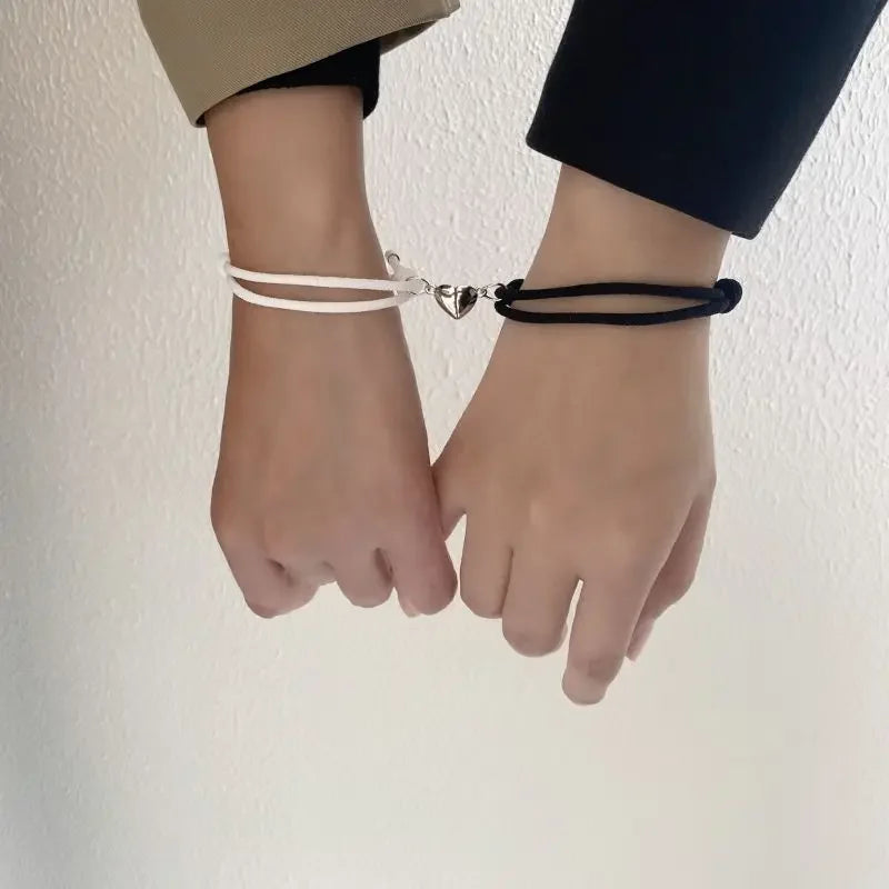 Pulseras para Parejas de Amigos Esclava Corazón Magnético