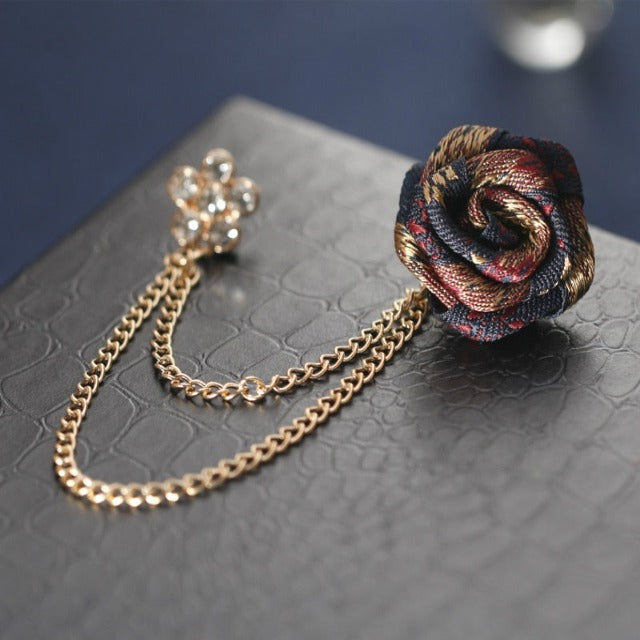 Broche de traje rosa multicolor
