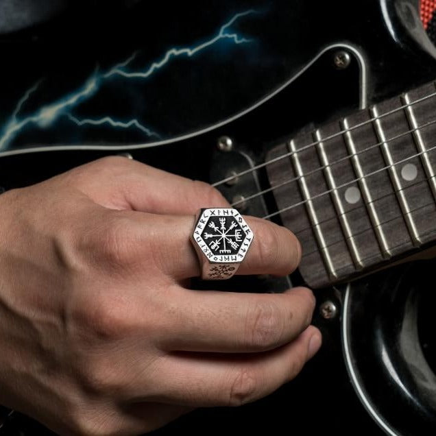 Anillo Vikingo de Plata para Hombre