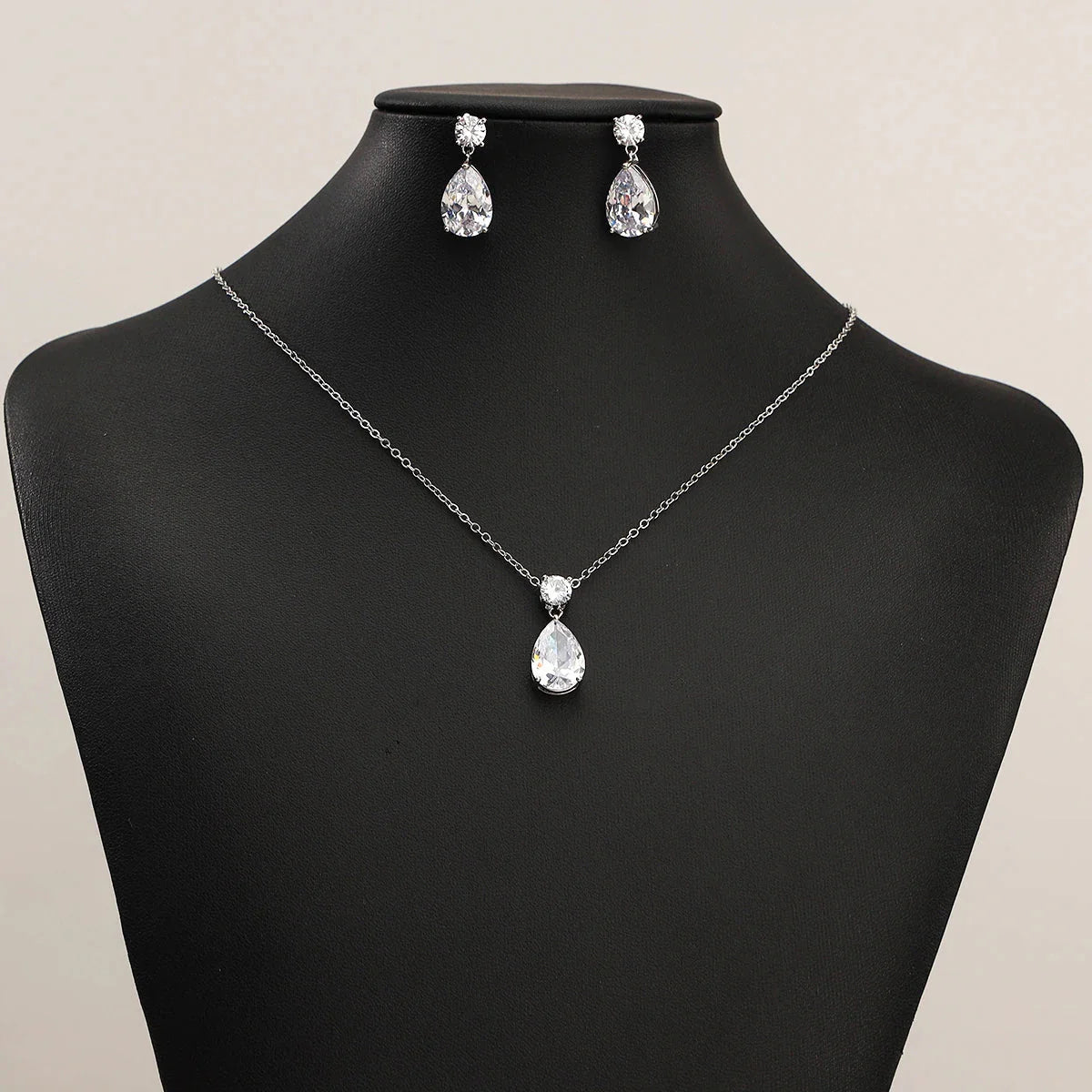 Estuche de 3 Joyas Gota de Agua