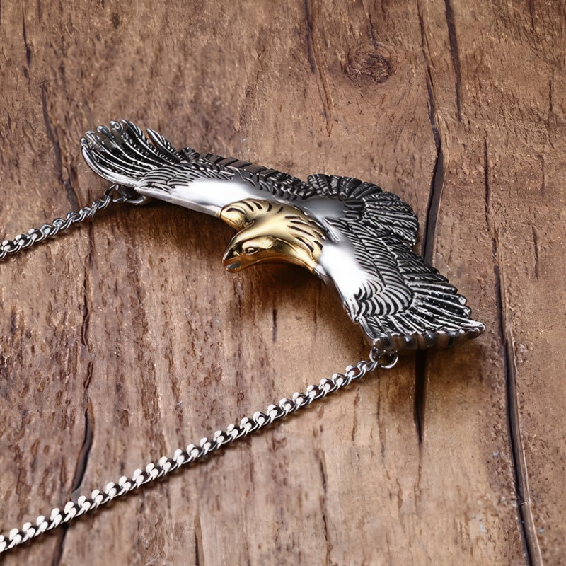 Collar Águila Pectoral