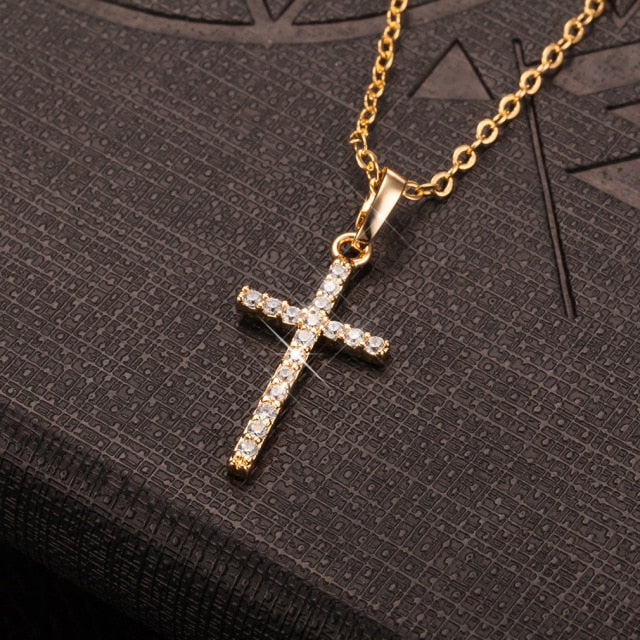 Collar con Cruz de oro