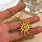 Collar con Gran Colgante Sol