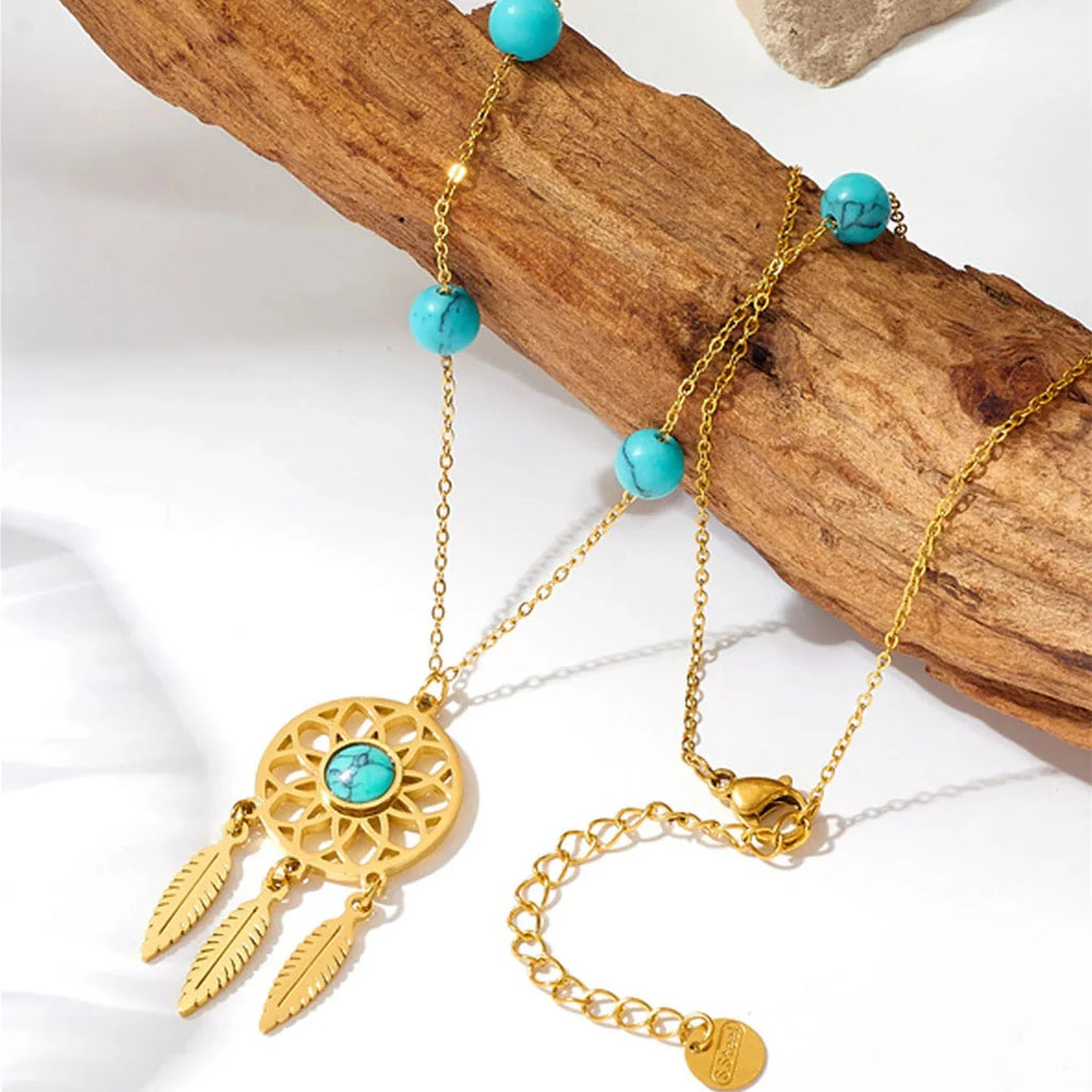 Collar con colgante Atrapasueños y Perlas de Turquesa