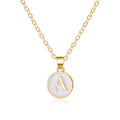 Collier avec pendentif blanc initiale - lettre