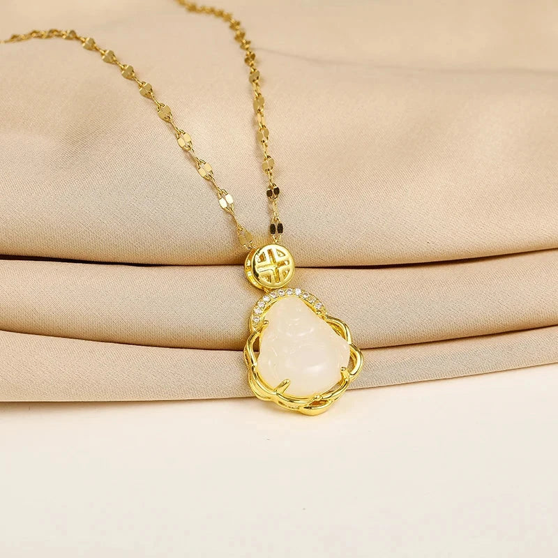 Collar con Colgante Buda blanco