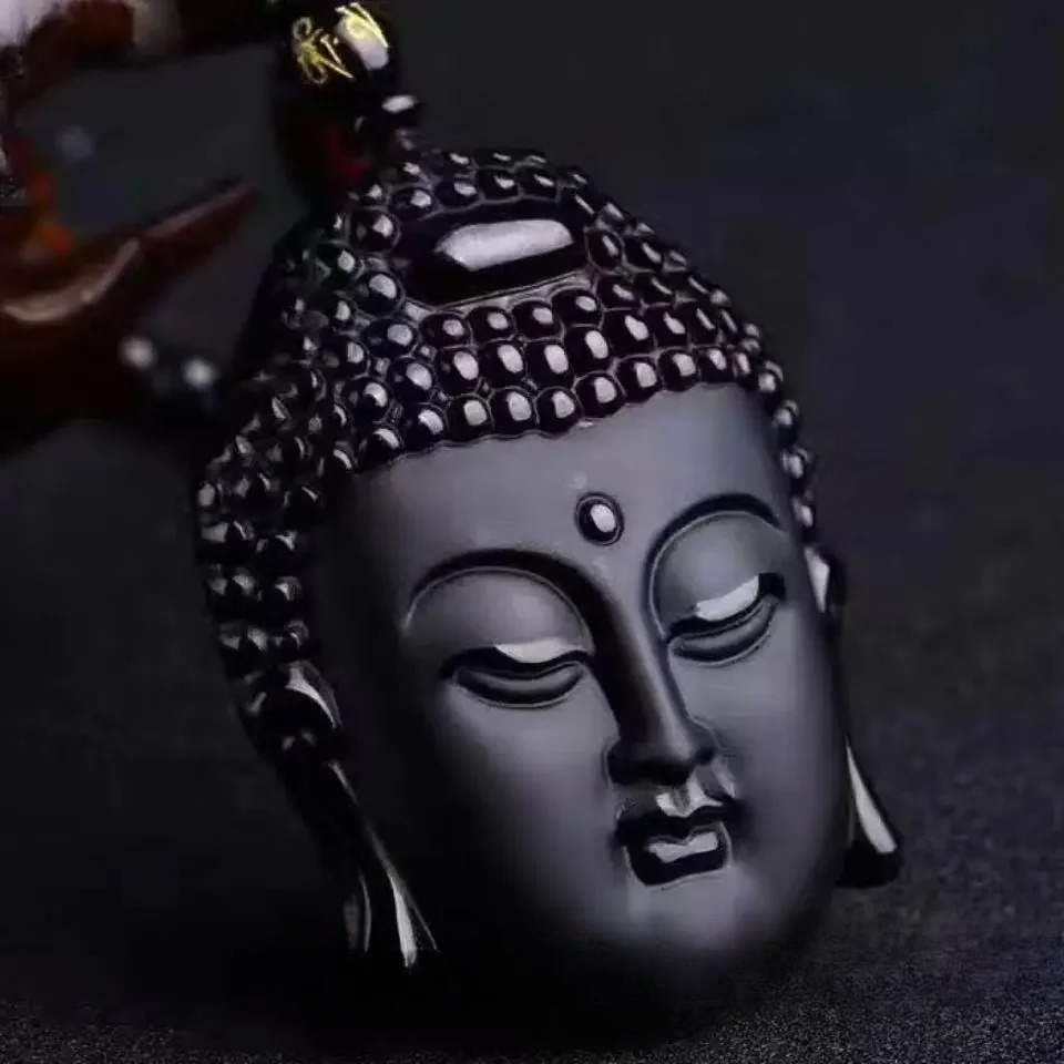 Collar con Colgante de Buda en Obsidiana
