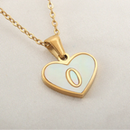 Collier avec pendentif coeur blanc initiale - lettre