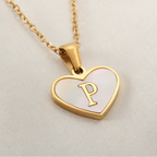 Collier avec pendentif coeur blanc initiale - lettre