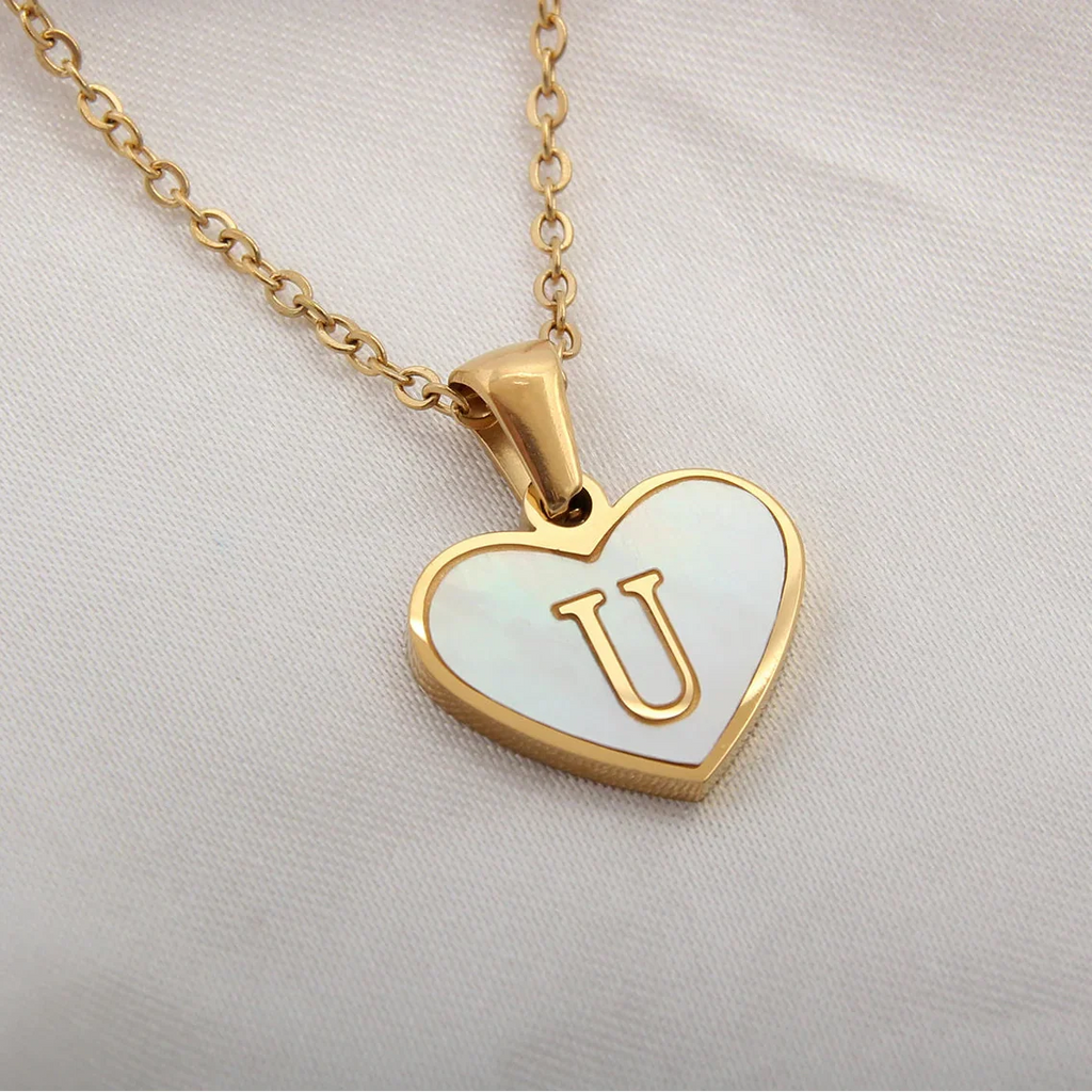 Collier avec pendentif coeur blanc initiale - lettre