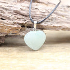 Collar con Colgante de Corazón en Piedra Ágata