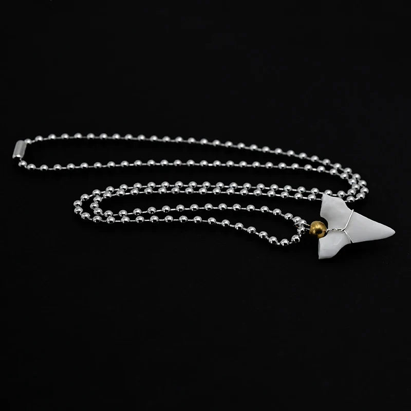 Collar con Colgante Diente de Tiburón Blanco