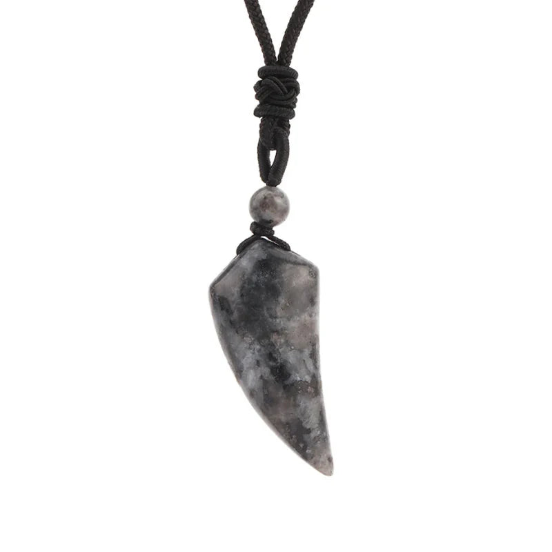 Collar con Colgante de Piedra Natural Diente de Tiburón Labradorita negra