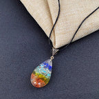 Collar con Colgante de Piedras 7 Chakras