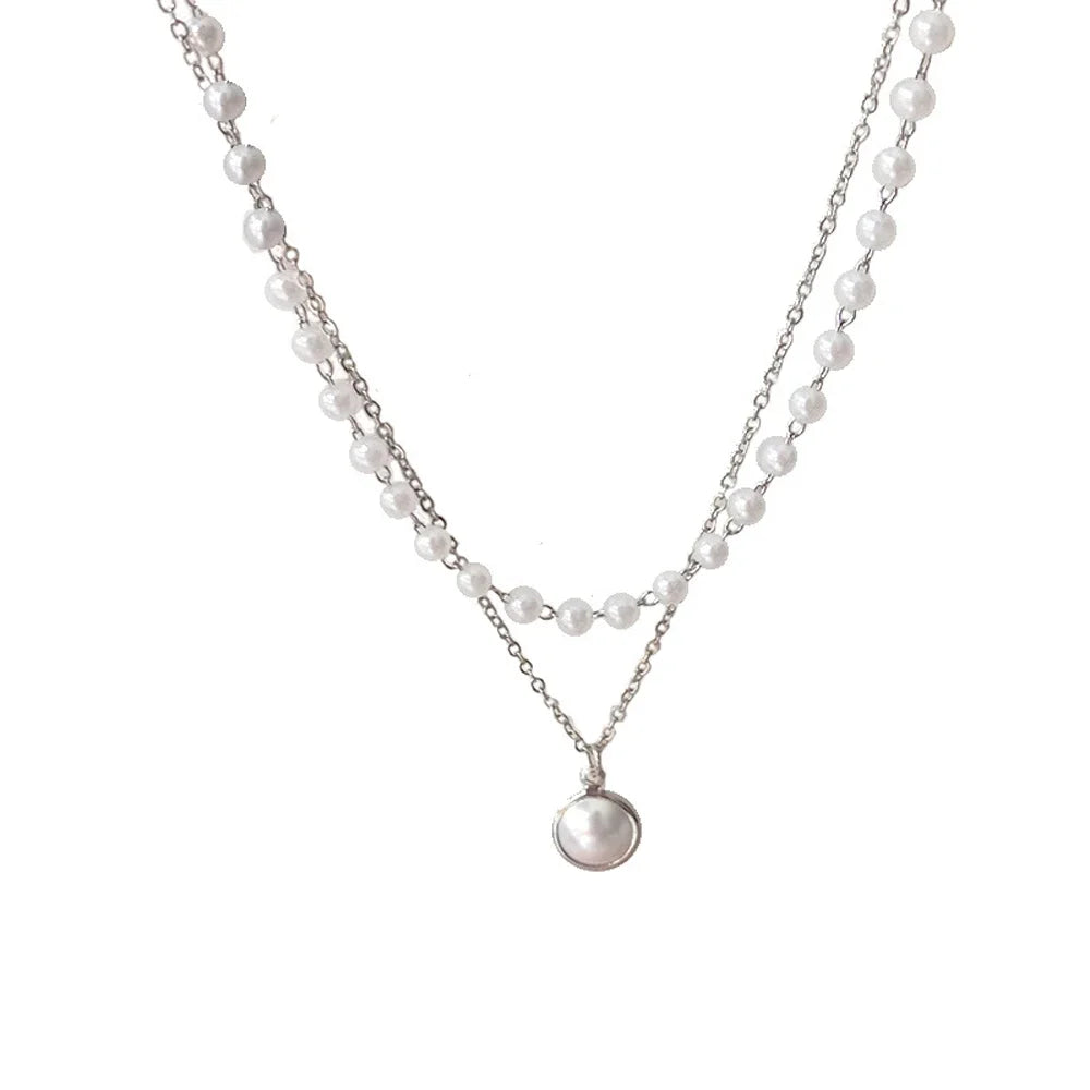 Collar con Colgante de Perlas Blancas plata