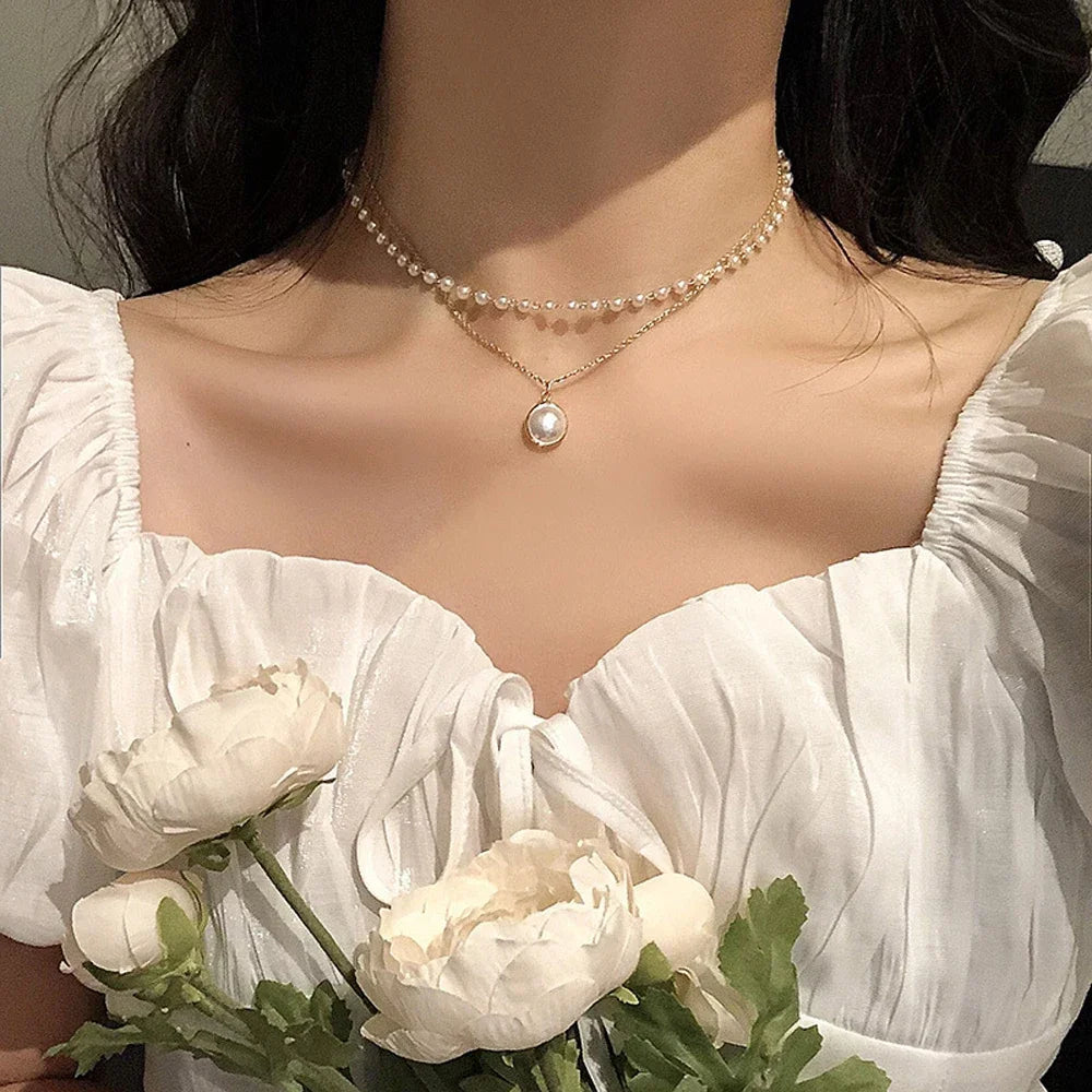 Collar con Colgante de Perlas Blancas plata