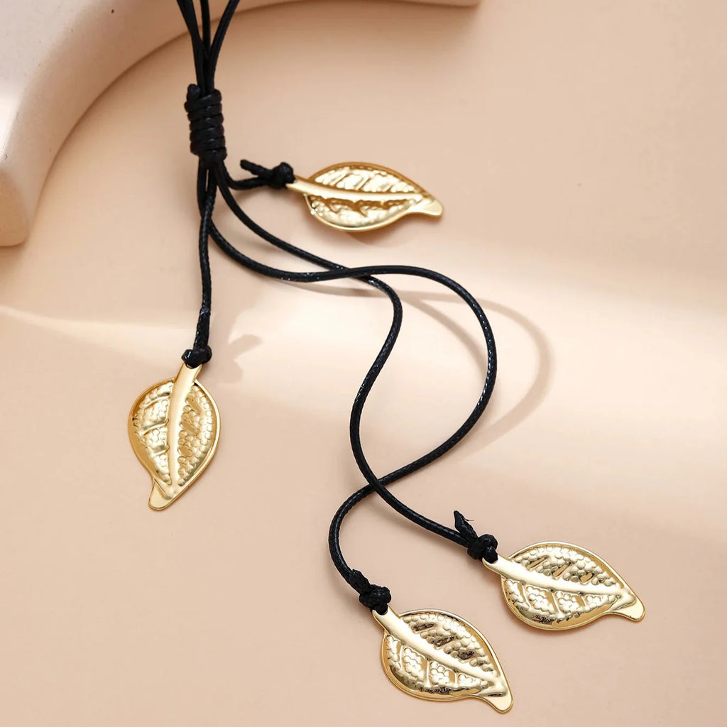 Collar con Colgante Hoja de Otoño