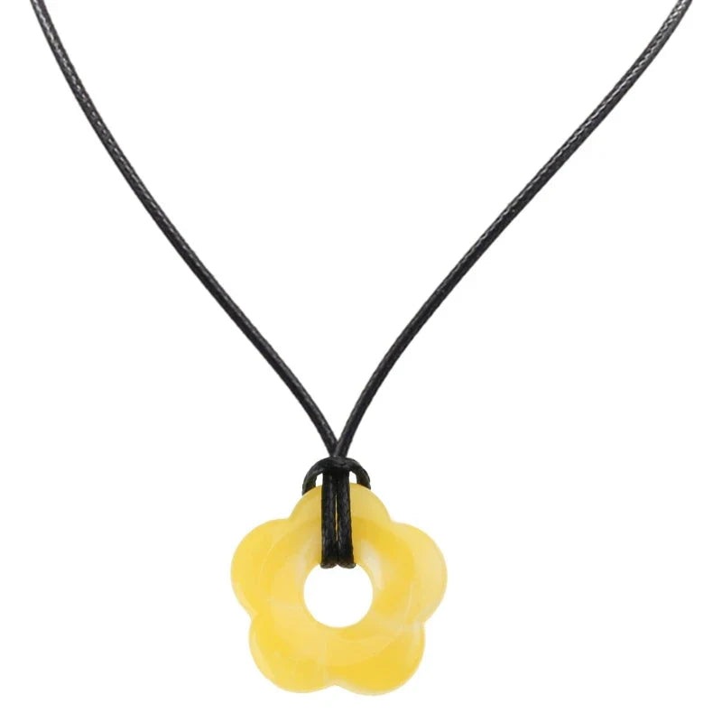 Collar con Colgante de Flor Estilo Romántico amarillo