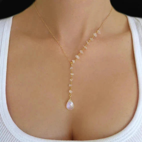 Collar con Colgante de Gota de Agua en Cristal Piedra de Luna