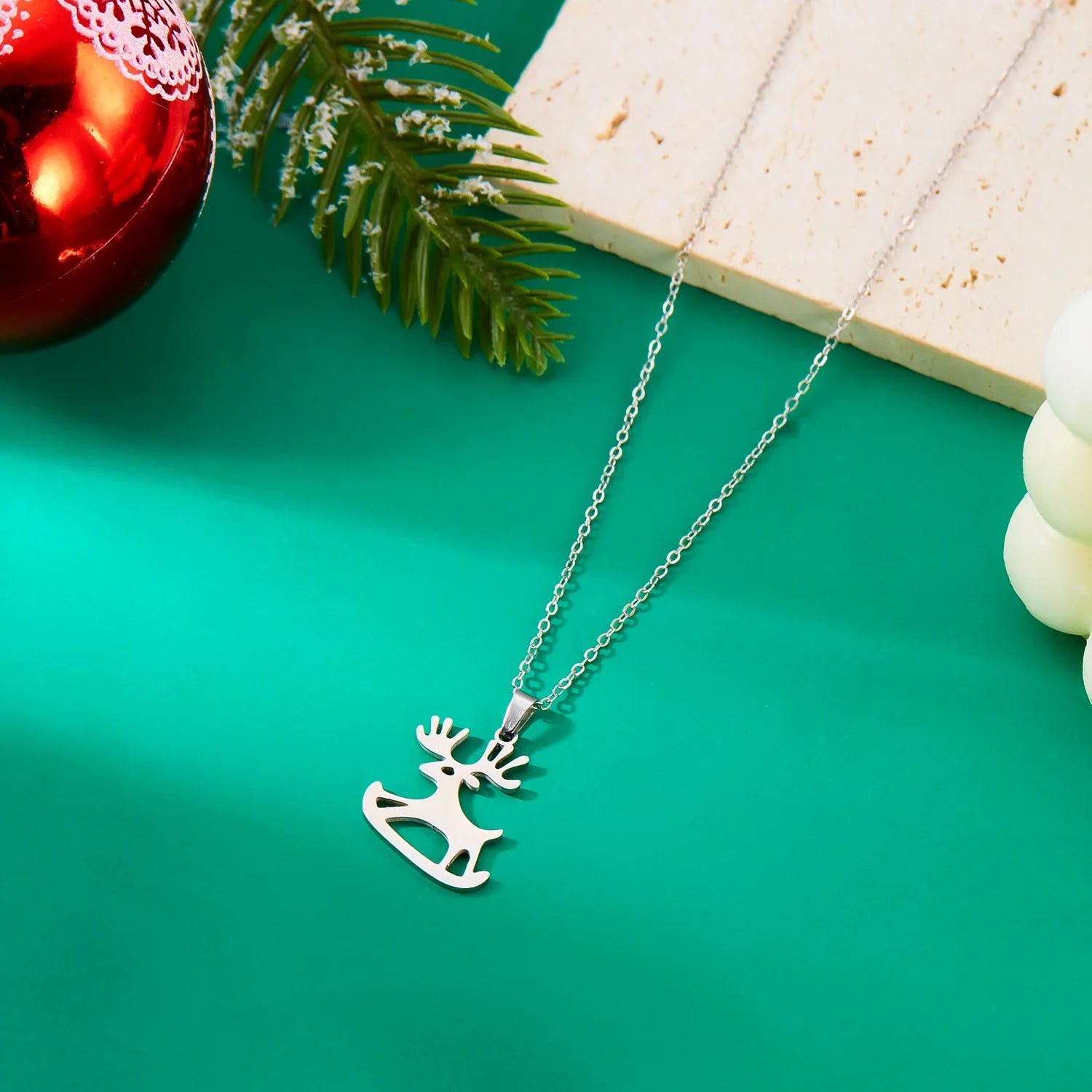 Collar con Colgante Invernal reno plata