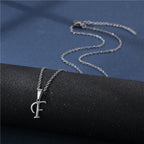 Collier avec pendentif initiale argenté - lettre