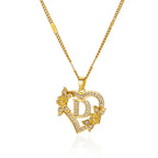 Collier avec pendentif initiale et coeur - lettre