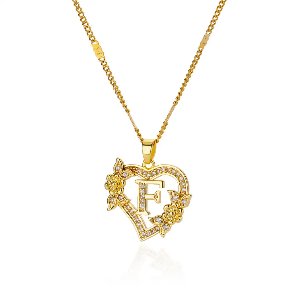 Collier avec pendentif initiale et coeur - lettre