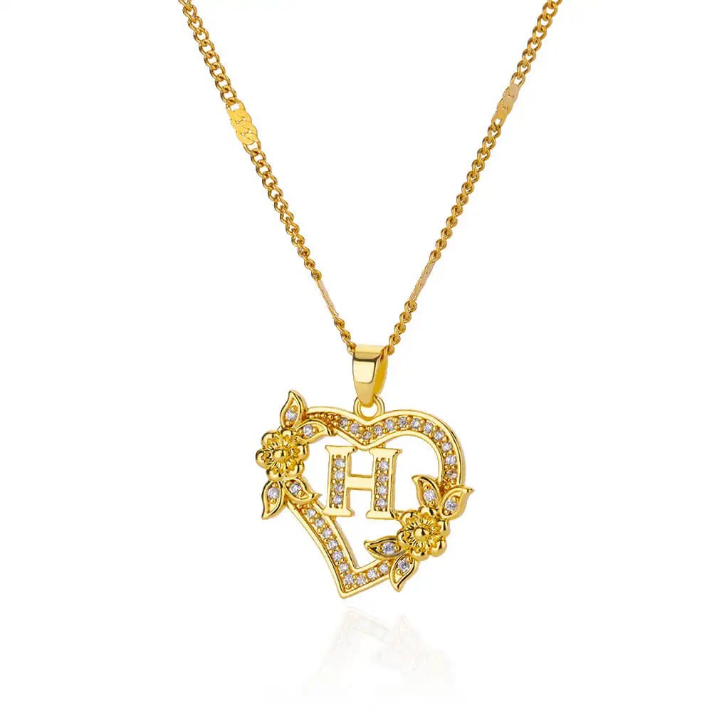 Collier avec pendentif initiale et coeur - lettre