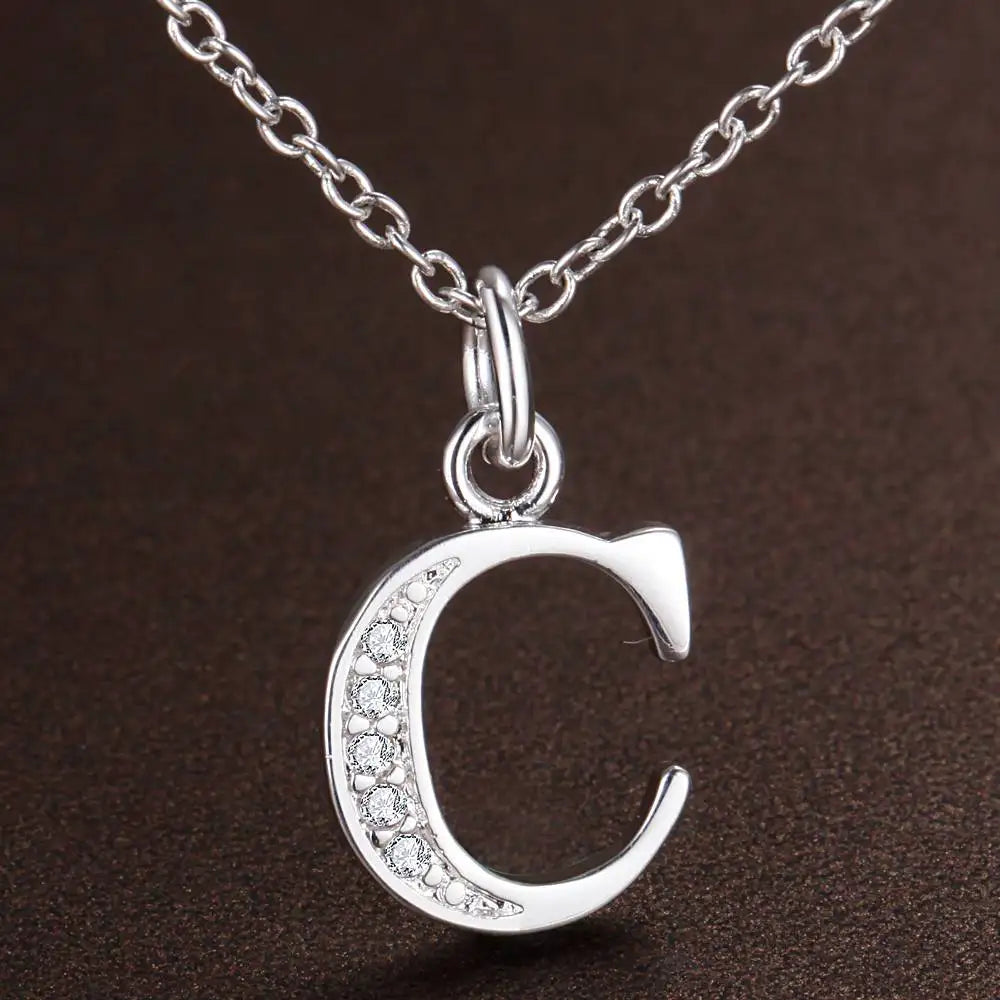 Collier avec pendentif initiale et strass - lettre