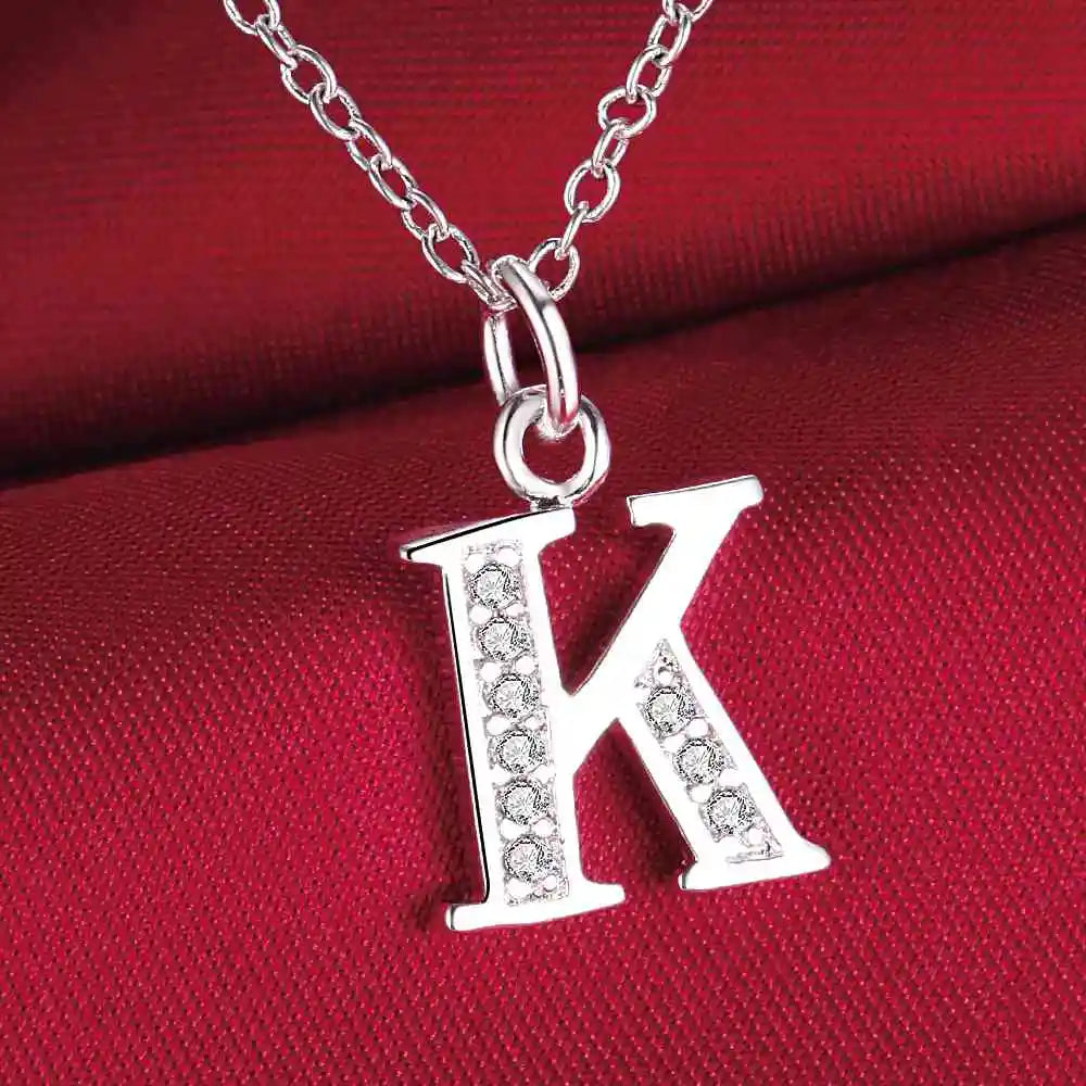 Collier avec pendentif initiale et strass - lettre