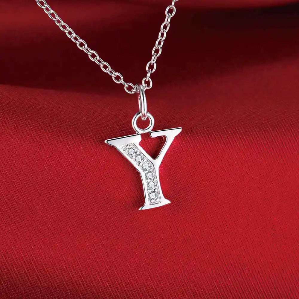 Collier avec pendentif initiale et strass - lettre
